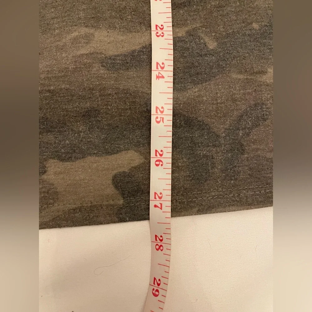 Misia Curvy size 1X tiger camo shirt - Picture 10 of 10